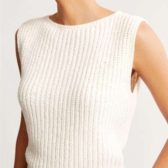 Abercrombie & Fitch Shaker Sleeveless Sweater Tank/Vest size XS - Picture 3 of 13